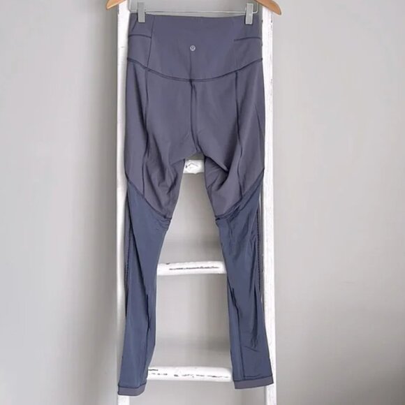 Lululemon leggings size 8 - Picture 7 of 8